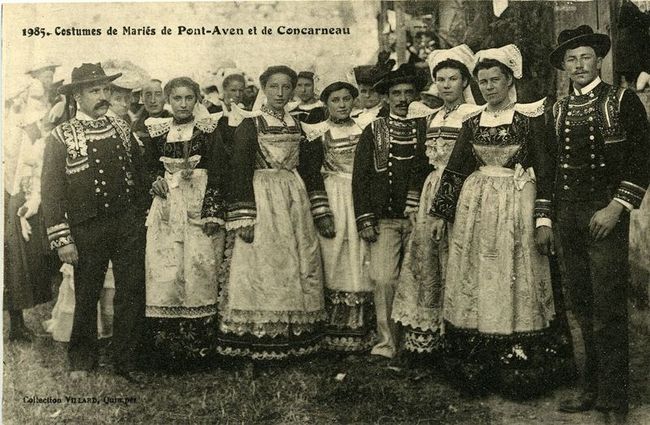Le costume traditionnel breton de Pont-Aven - Office de Tourisme